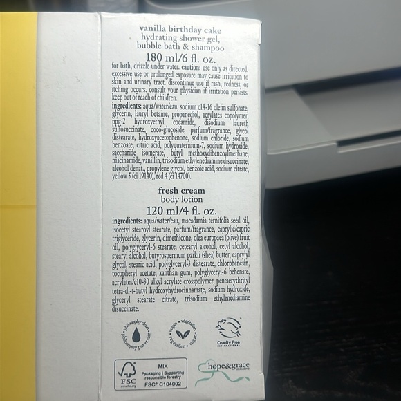 Philosophy Happy Birthday Vanilla Birthday Cake Bath & Body Set - Picture 2 of 3